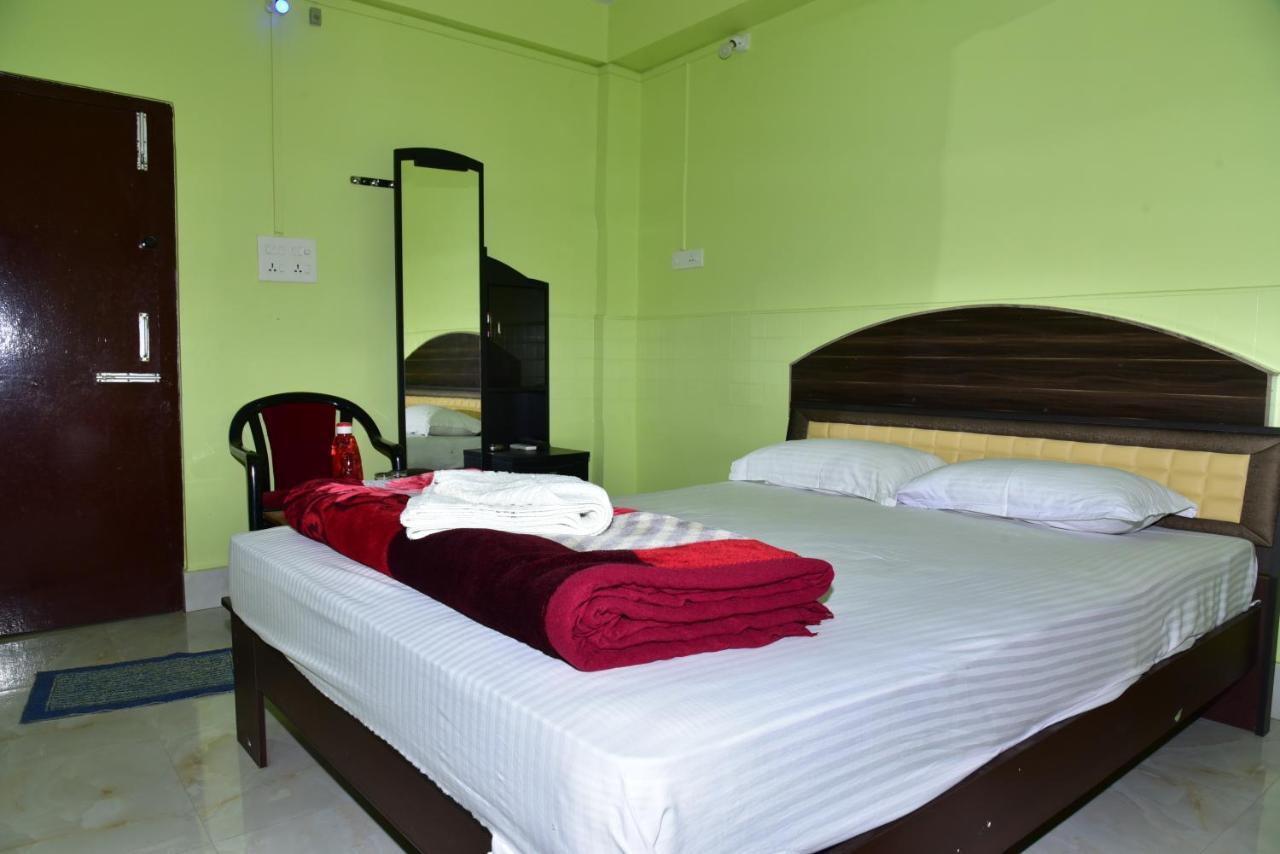 Hotel Vivek Port Blair Kültér fotó